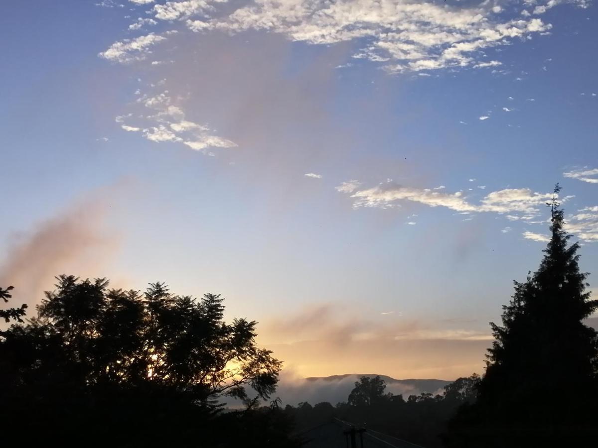 Montevideo Boutique Homestay Shillong Luaran gambar