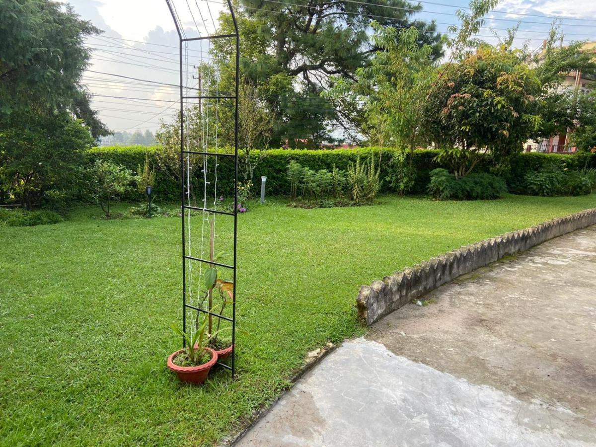 Montevideo Boutique Homestay Shillong Luaran gambar