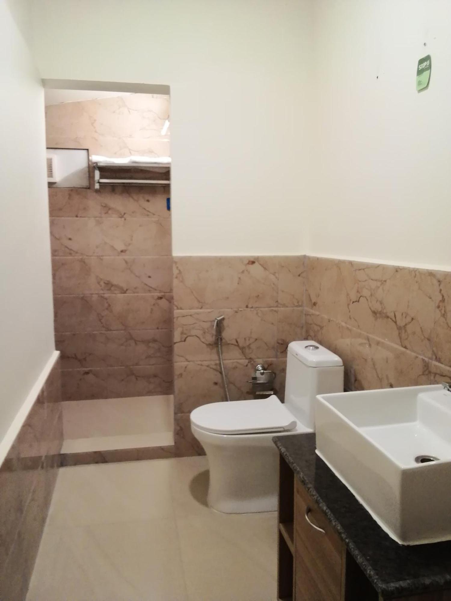 Montevideo Boutique Homestay Shillong Luaran gambar