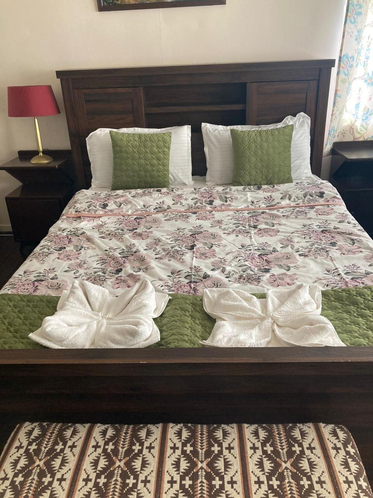 Montevideo Boutique Homestay Shillong Luaran gambar